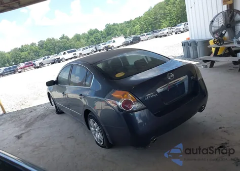 2011 Nissan Altima 2.5 S z USA, uszkodzony, nr VIN 1N4AL2AP8BN438084